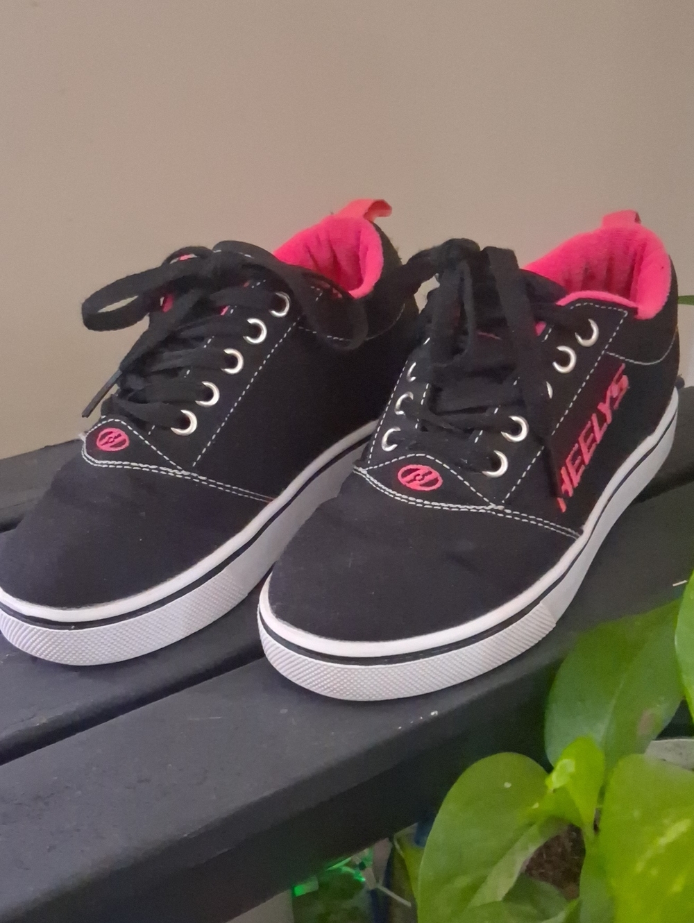 Skechers Black and Pink Heelys
